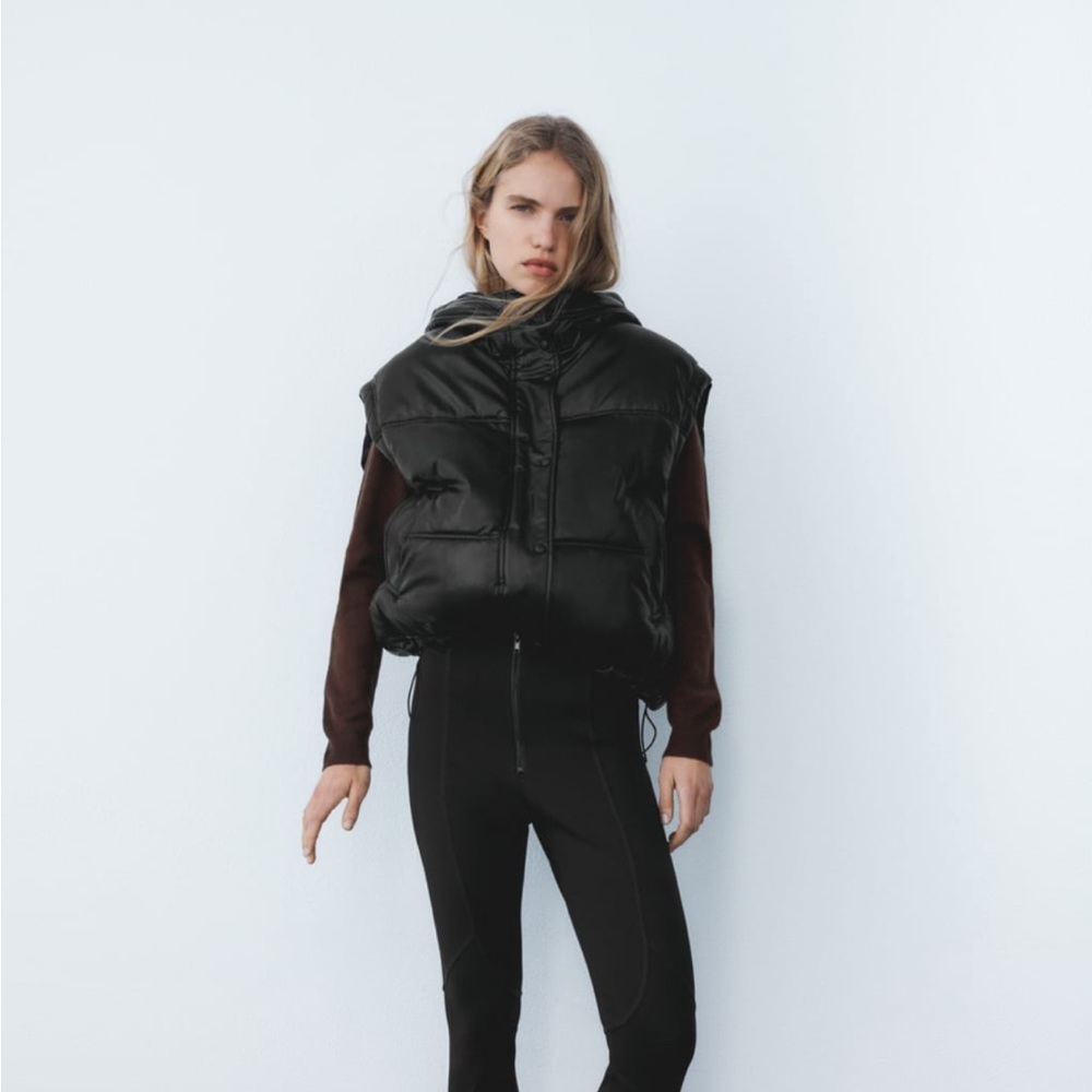 Zara puffer vest black faux fur